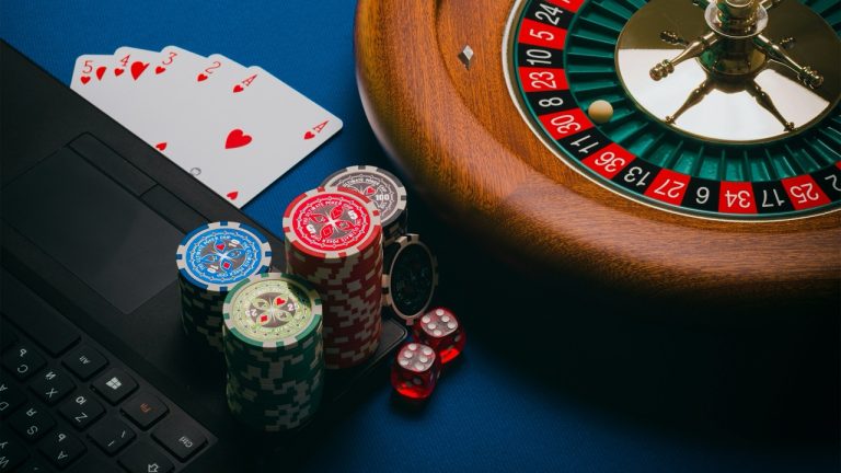 Canlı Poker Deneyimini Geliştirme Yolları